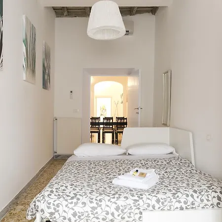 Art Navona Square Apartmán *