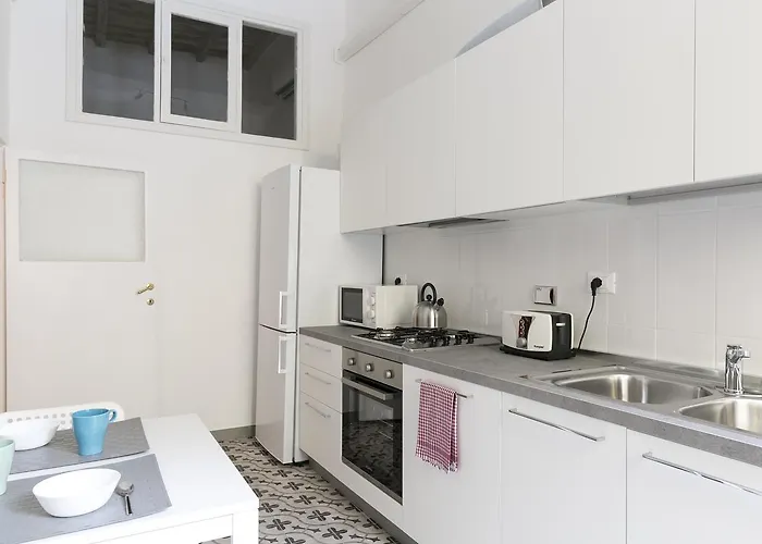 アパート Art Navona Square *